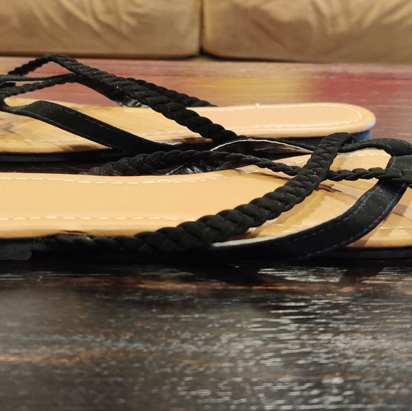 Sandals - Picture 3 of 3